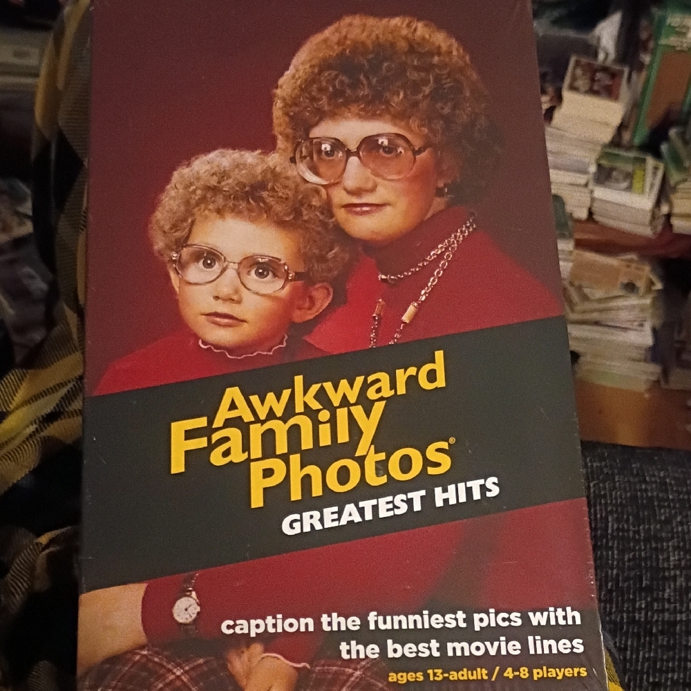 Awkward Family Photos Greatest Hits Game
